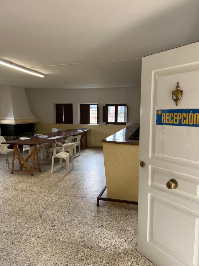 Albergue Municipal Hostel San Martín del Camino Kültér fotó