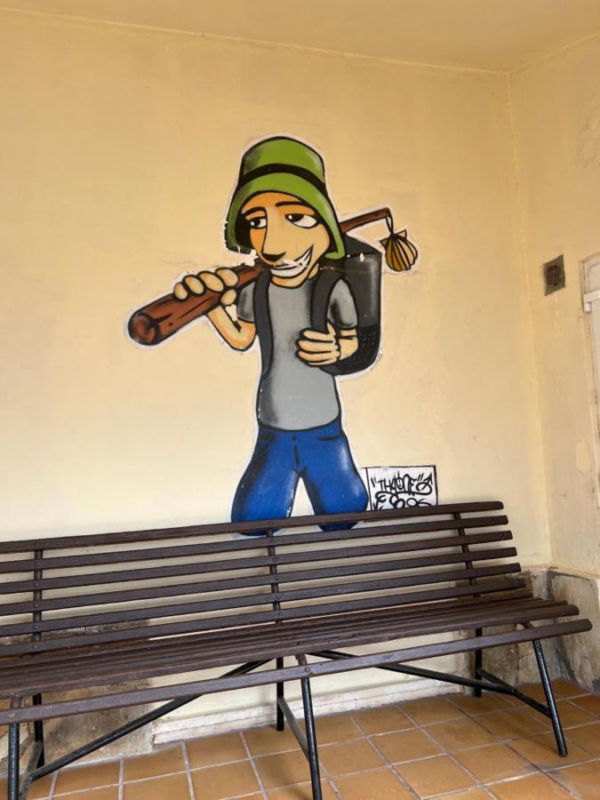 Albergue Municipal Hostel San Martín del Camino Kültér fotó