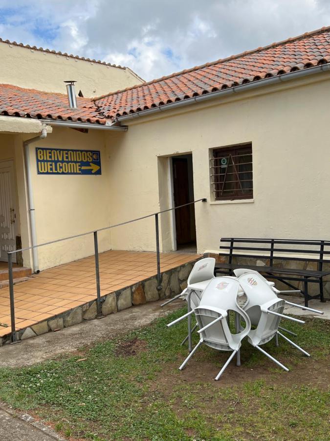 Albergue Municipal Hostel San Martín del Camino Kültér fotó