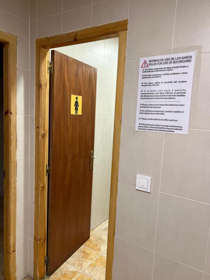 Albergue Municipal Hostel San Martín del Camino Kültér fotó