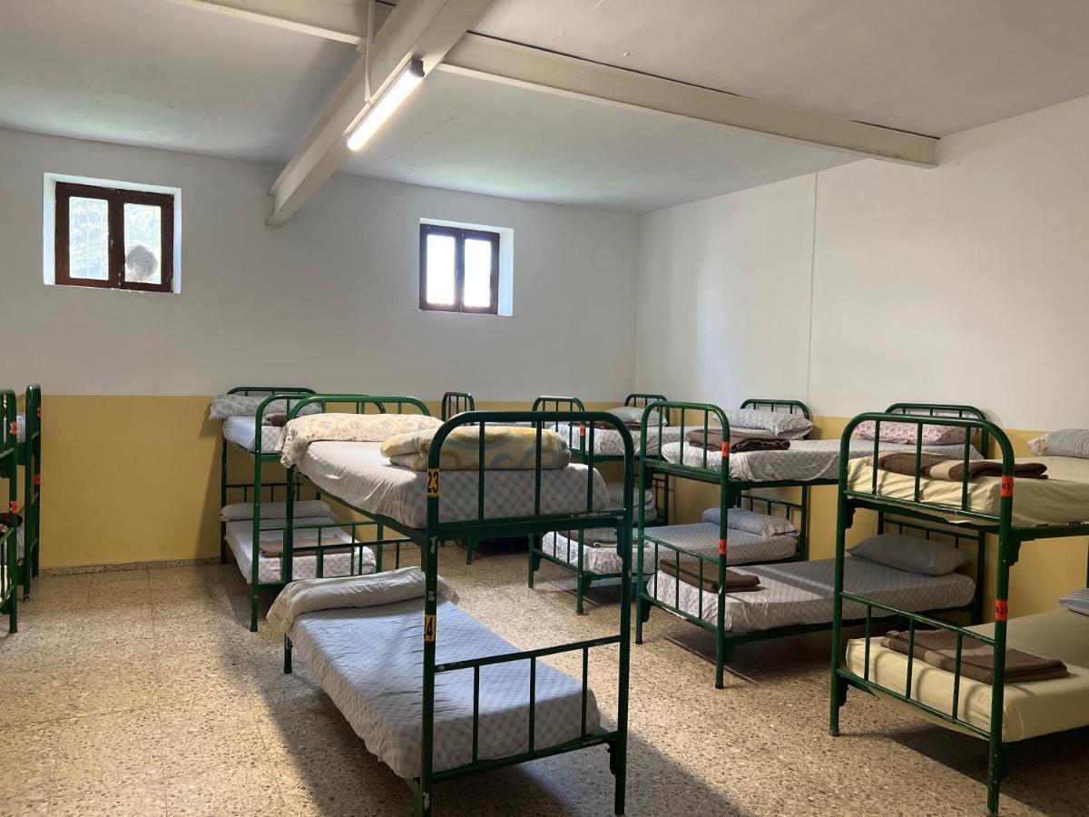 Albergue Municipal Hostel San Martín del Camino Kültér fotó